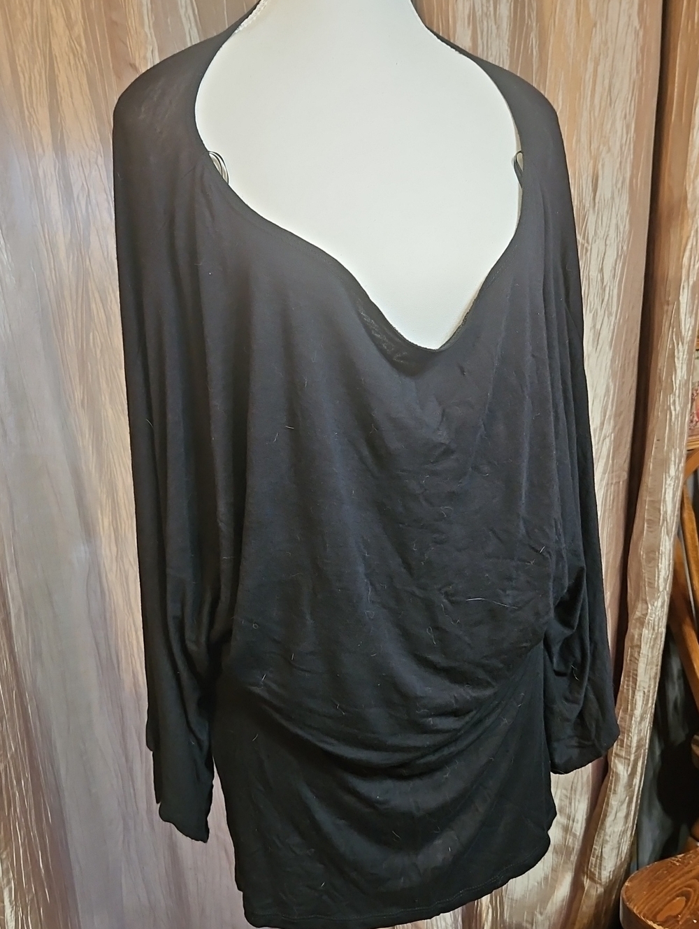 NYMPHE Black Women's Slouchy V-Neck Tunic